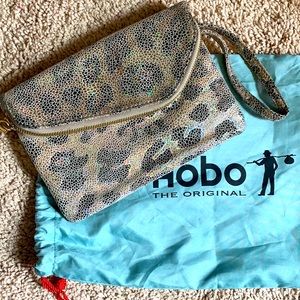 Hobo- Leopard, sparkle wristlet